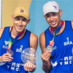 Manaus e Vilsomar com a medalha de prata da etapa