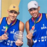 Manaus e Vilsomar com a medalha de prata da etapa