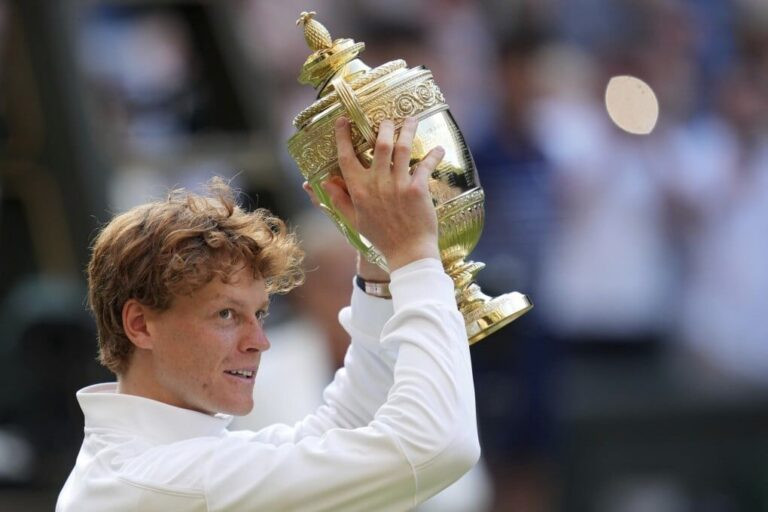 Sinner vence Wimbledon após grande virada sobre Alcaraz