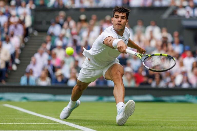 Alcaraz, Sabalenka e Fritz avançam às semis em Wimbledon; Norrie e Siegemund se despedem
