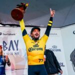 Filipe Toledo é tricampeão da etapa de J-Bay