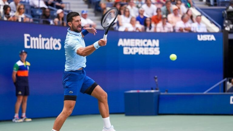 Djokovic supera susto e avança; Fonseca eliminado e favoritos confirmam vaga em Nova Iorque