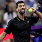 Alcaraz e Djokovic avançam às semifinais; Sabalenka e Pegula confirmam favoritismo