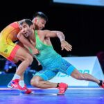 Garipov em combate tentando derrubar o adversário