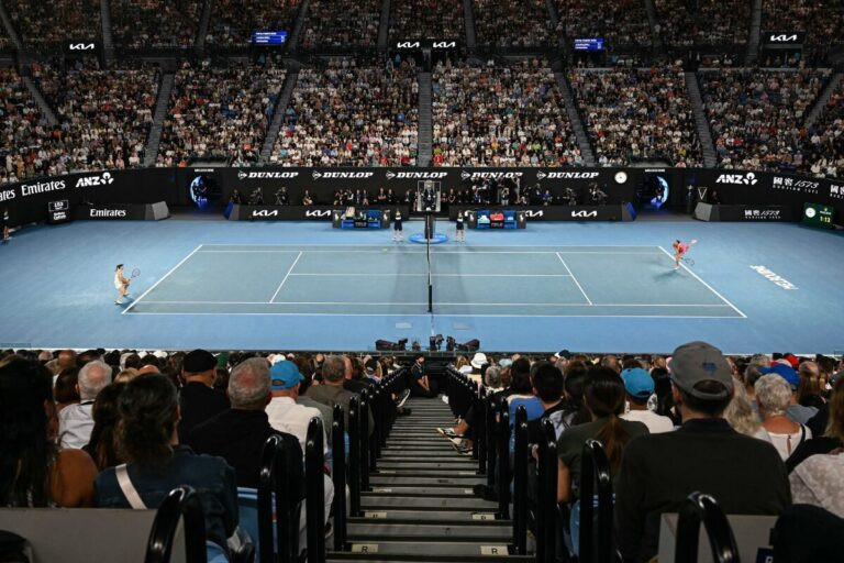 A final do Australian Open feminino de 2026 sendo disputada