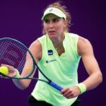 Bia Haddad em ação pelo WTA 1000 de Doha