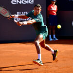 Thiago Monteiro em ação na Quadra Guga Kuerten do Rio Open 2026