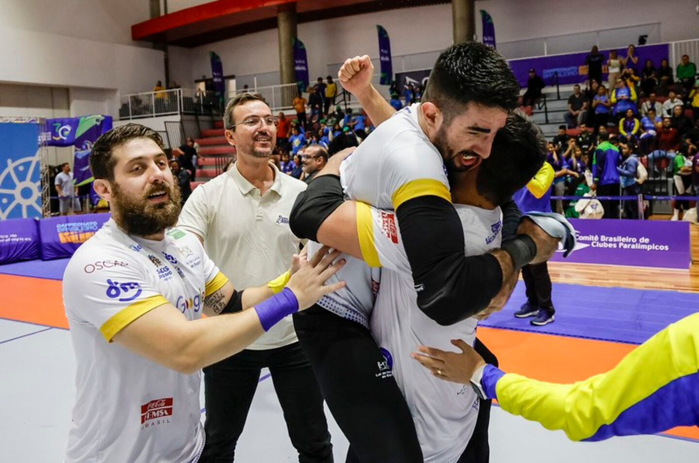 632c3426-aa17-49af-92bd-b80b580c3765 Taba Benedicto/CBDV