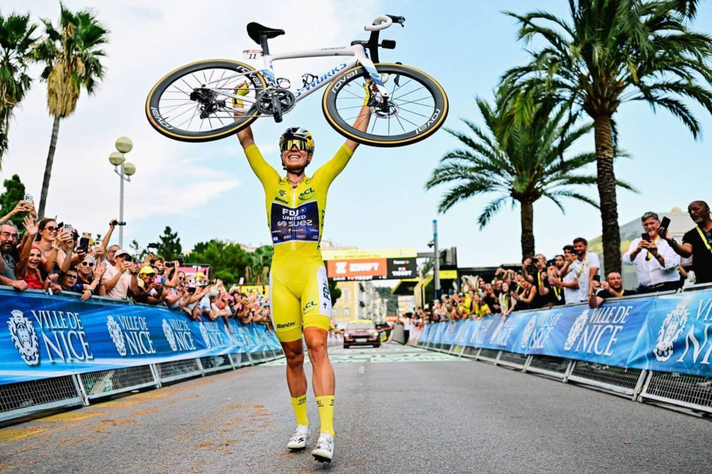 Tour de France Femme A campeã Demi Vollering - Foto: Reprodução LeTourFemmes.fr