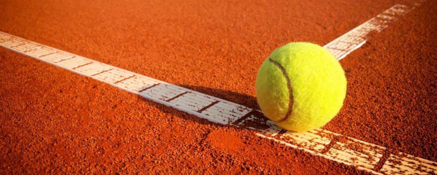 Brasileiros jogam no saibro nesta semana Brasileiros jogam no saibro nesta semana