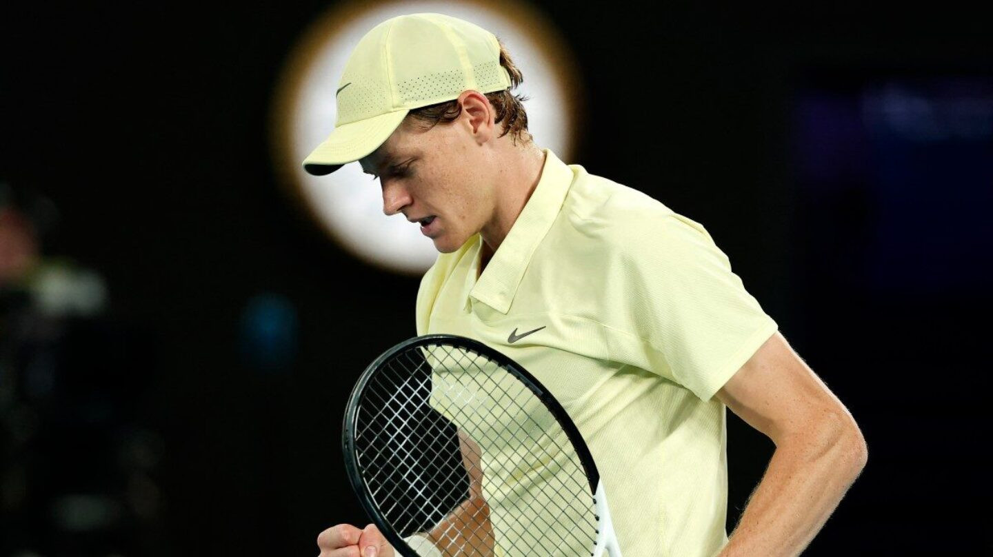 Sinner e Alcaraz vencem com autoridade e fazem final dos sonhos no ATP Finals