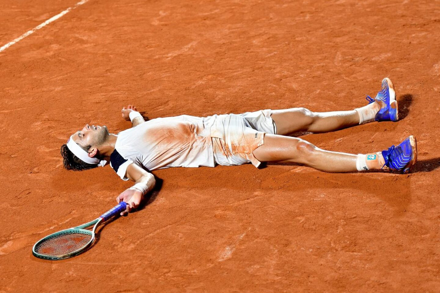 TOMAS ETCHEVERRY Etcheverry comemorando seu título