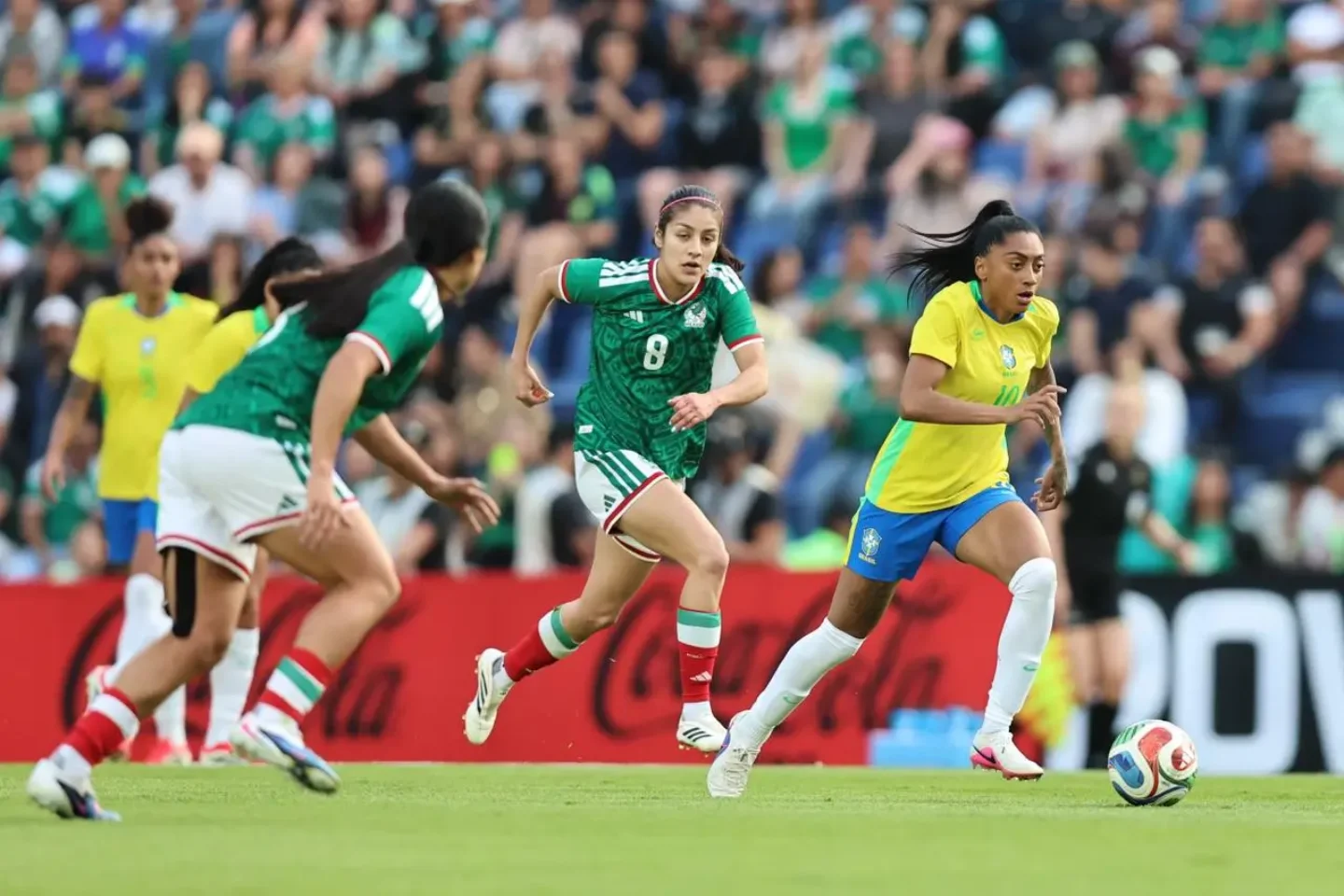 Livia Villa-boas/CBF