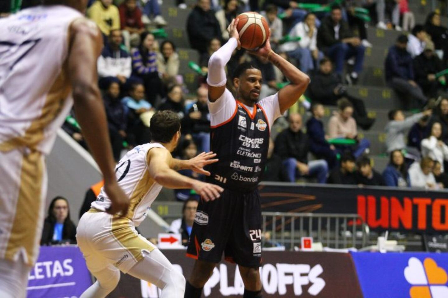 Caxias reage, vence o Brasília e força o jogo 4 nas oitavas de final do NBB