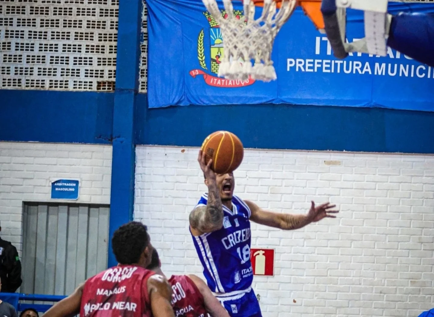 especializados-cruzeiro-osasco-basquete-1748218239