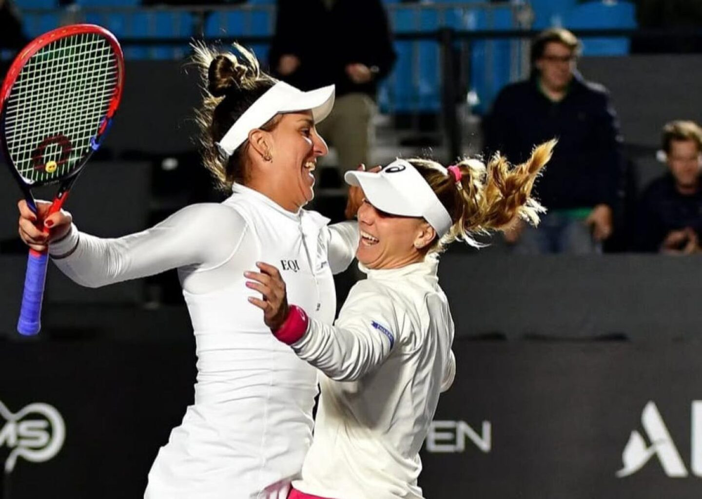 id12955_251009211813280250 Foto: Fotojump